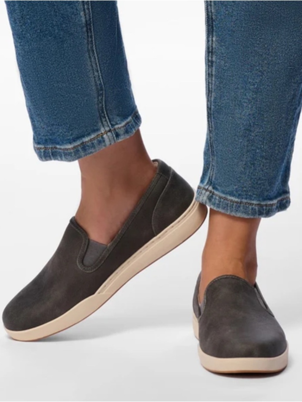 ABEO Encore Slip On Flats Size 8.5